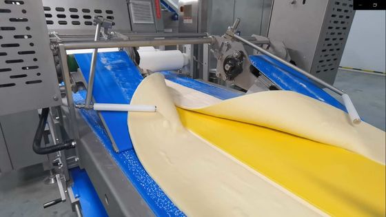 Mua Margarine Fillings Dough Laminator Machine SEW Motor Với hệ thống nạp mỡ tự động online manufacture