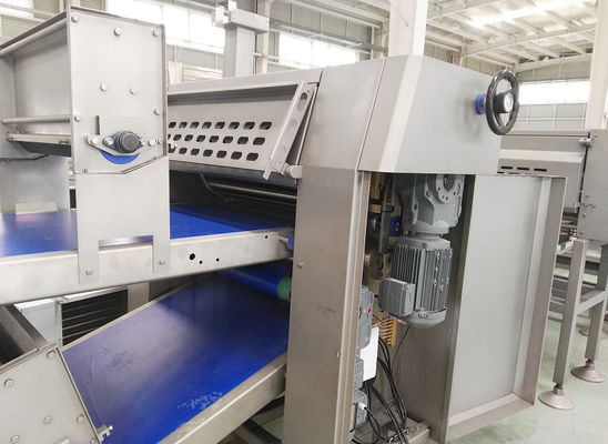Mua 800 mm chiều rộng bột Sheet Puff Pastry Lamination Line Với 2 hệ thống làm mát tự động online manufacture