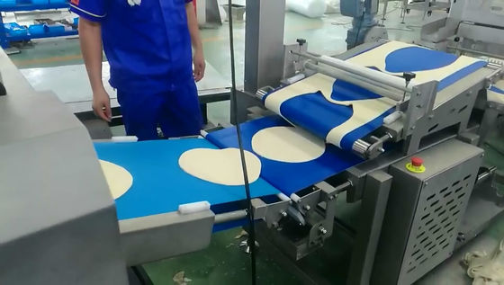 Mua Máy làm bánh pizza tự động dày tối thiểu 2,5 mm Máy sản xuất bánh pizza / vỏ bánh pizza sản xuất trực tuyến